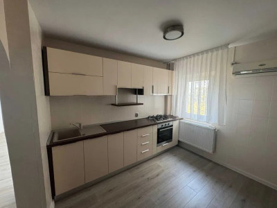 Apartament cu 3 camere Nerva Traian