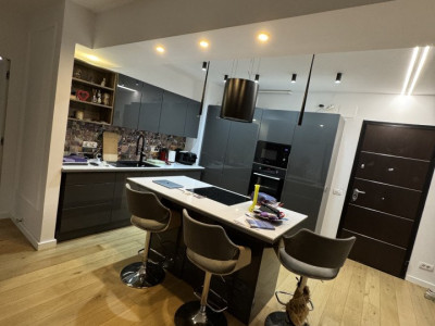 Apartament 3 camere | UpGround