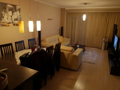 Apartament cu 3 camere 90mp Voluntari