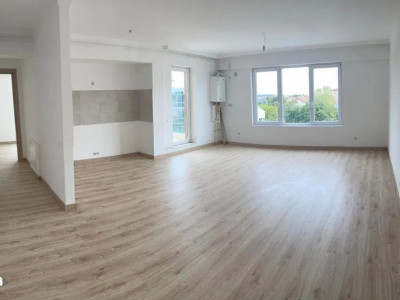 Apartament 3 camere-Pipera