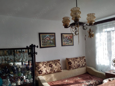 Apartament cu 3 camere Central